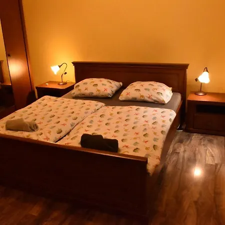 Old Town 1bdr Private Parking * Братислава