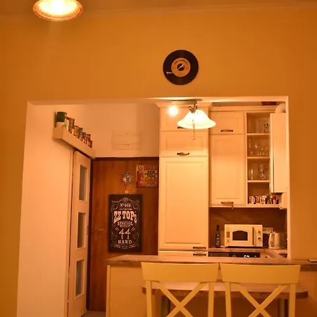 Apartment Old Town Bratislava 1Bdr Private Parking *