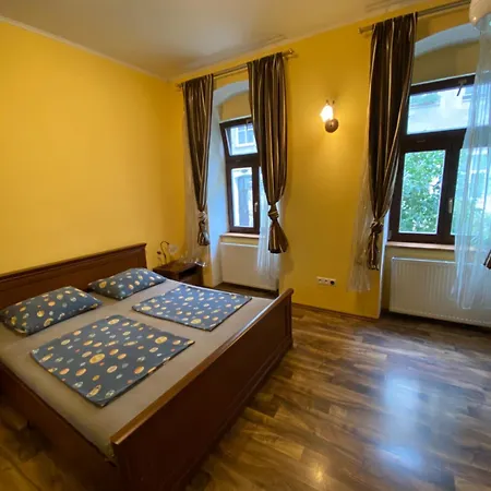 Old Town 1bdr Private Parking Bratislava