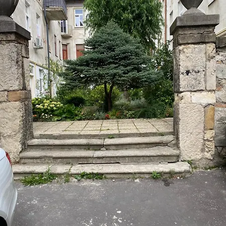 Old Town 1bdr Private Parking Bratislava