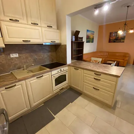 Old Town 1bdr Private Parking *