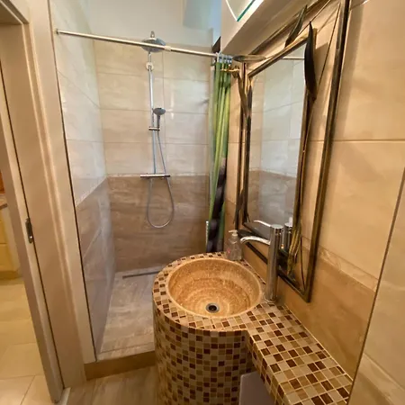 Old Town 1bdr Private Parking Apartment Bratislava